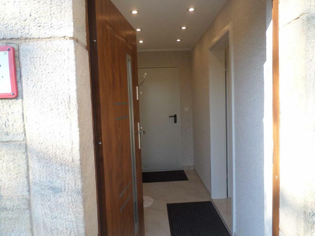 1 Zi. Apartment Naehe Flughafen/Messe Stuttgart 24H Waldenbuch Exterior photo